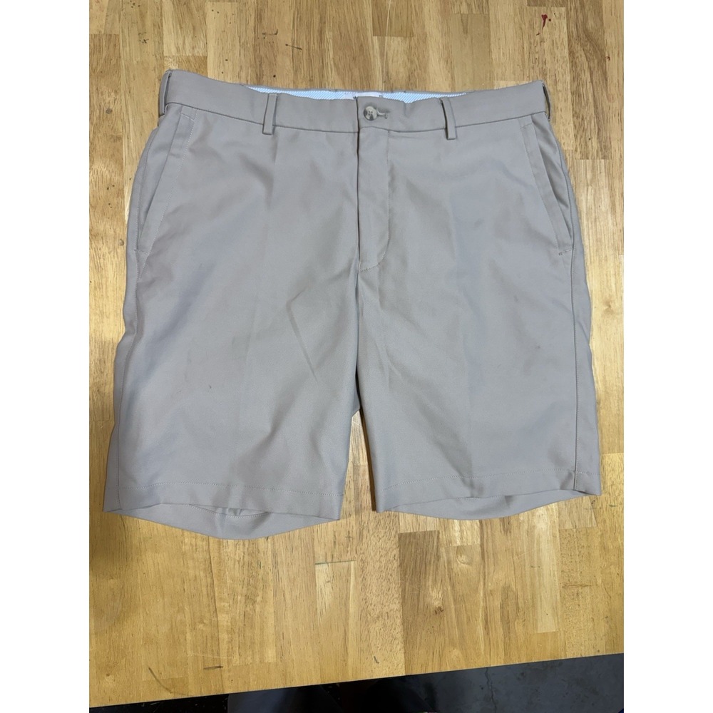Peter Millar Golf Shorts Mens 34 Beige Flat Front Performance Stretch ME0EB82